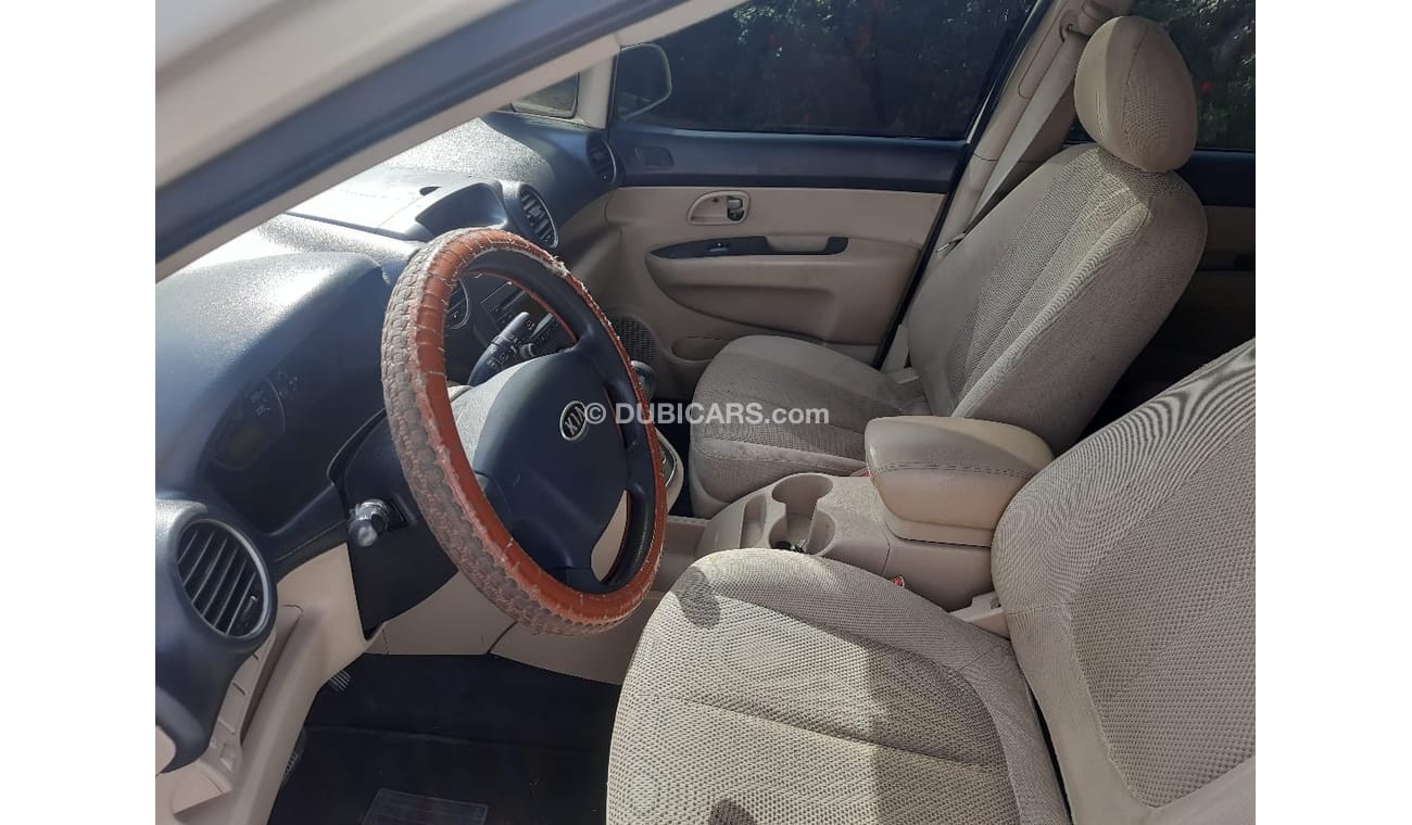 كيا كارينس Kia carens (GCC SPEC) - 2009 - VERY GOOD CONDITION