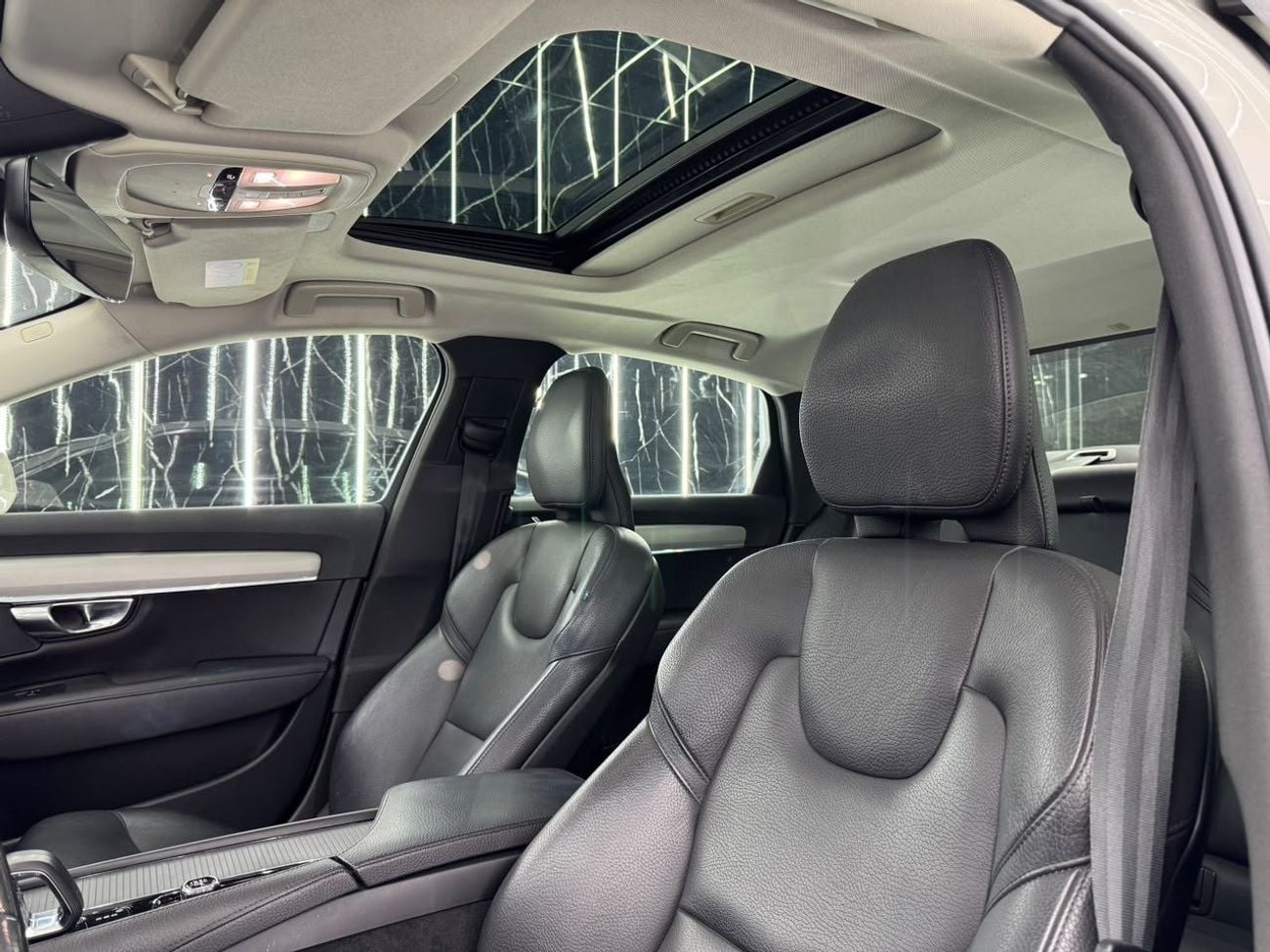 فولفو S90 Volvo S90 B5 | GCC | Original Paint | Well Maintained