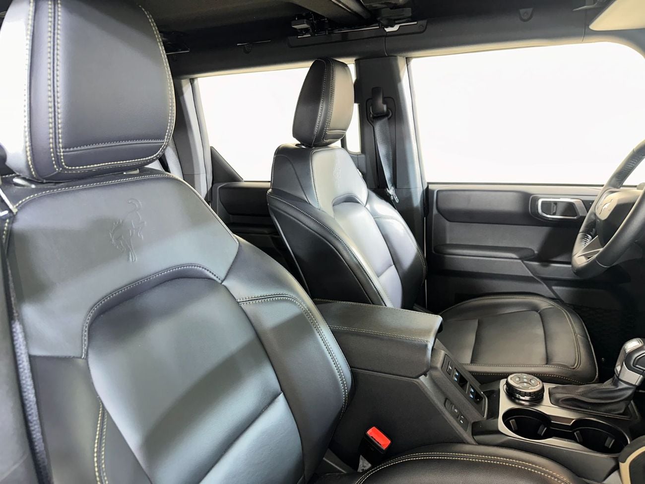 فورد برونكو BADLANDS /B4D4725 /AL TAYER MOTORS/AL QOUZ SHOWROOM