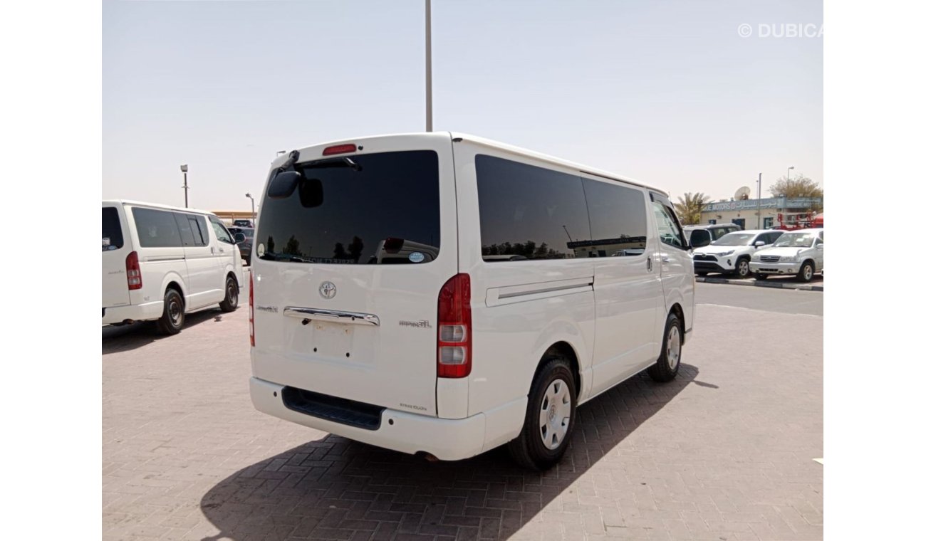 Toyota Hiace TOYOTA HIACE VAN RIGHT HAND DRIVE (PM1474)