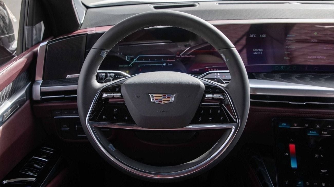 كاديلاك إسكالاد Sport 6.2L AWD | 2025 | For Export Only