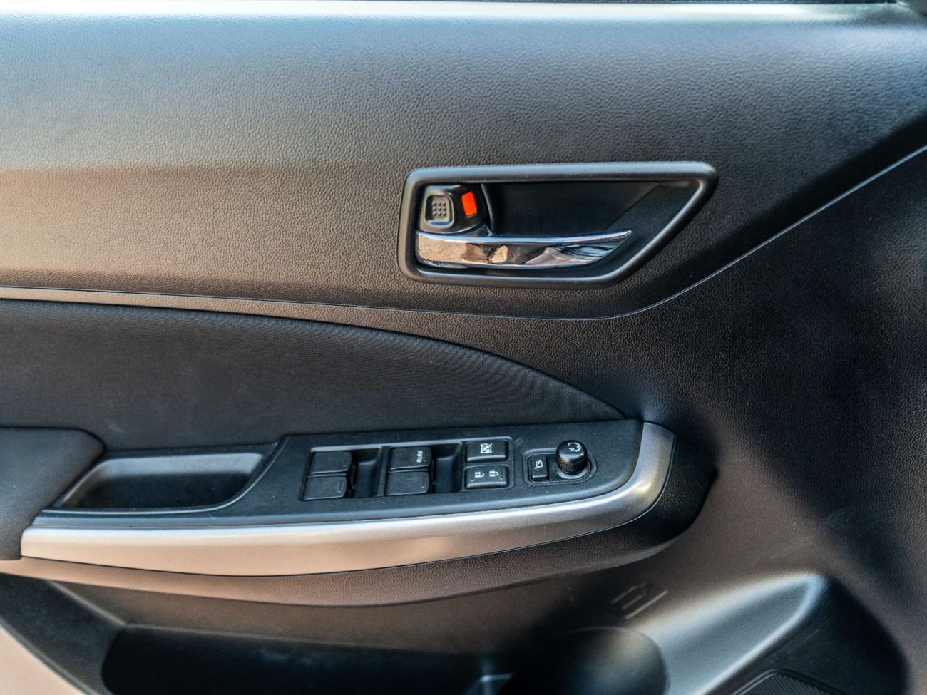 سوزوكي سويفت GL 1.2L