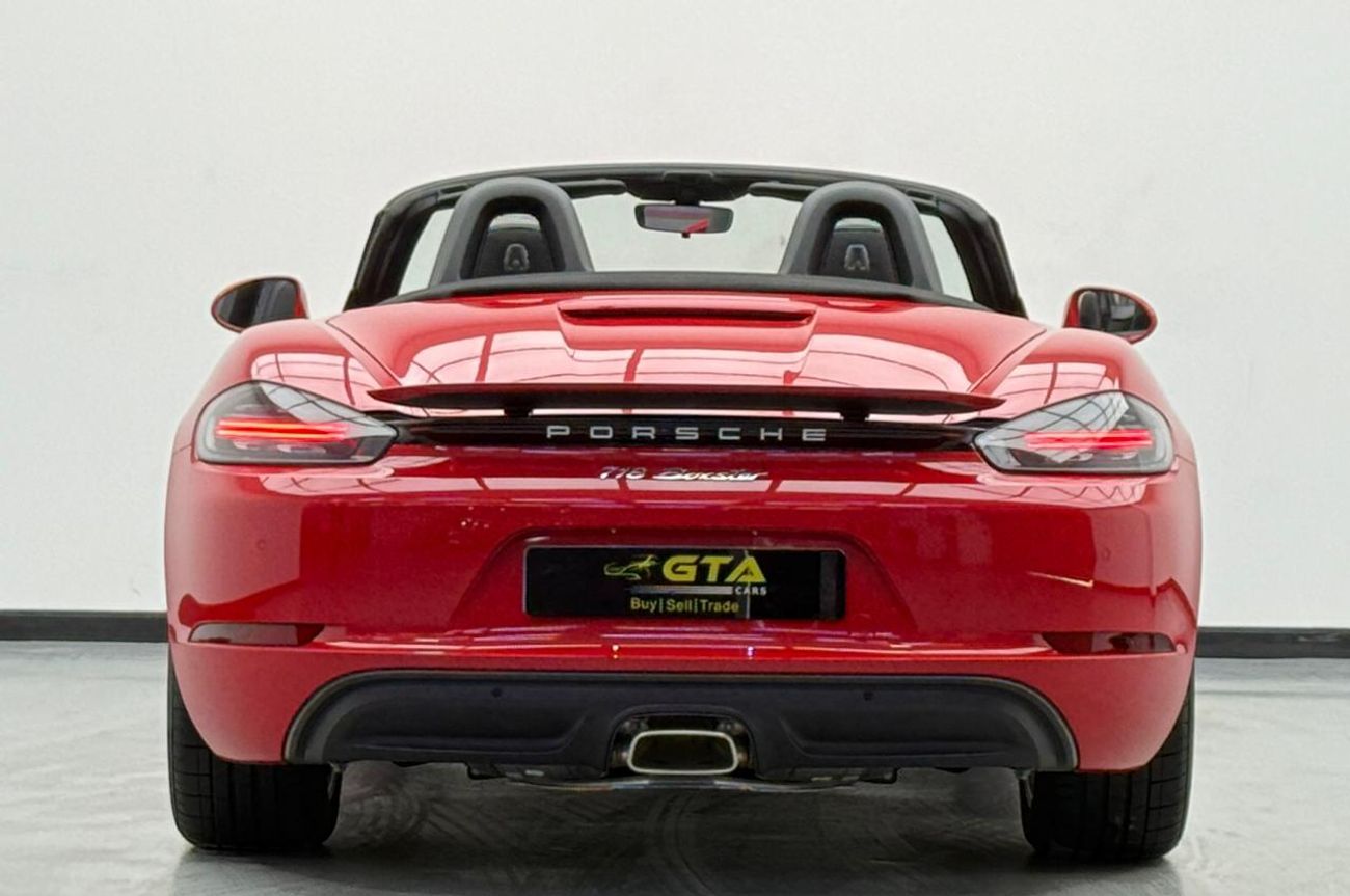 بورش بوكستر 718 Std 2.0L A/T 2025 Porsche 718 Boxster ,Al Nabooda Warranty+Full service history ,GCC