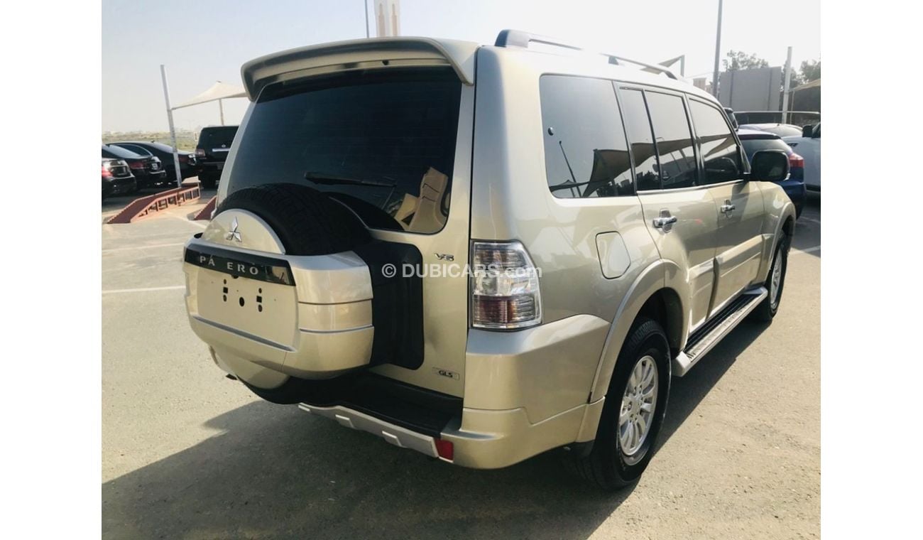 Mitsubishi Pajero 3.5