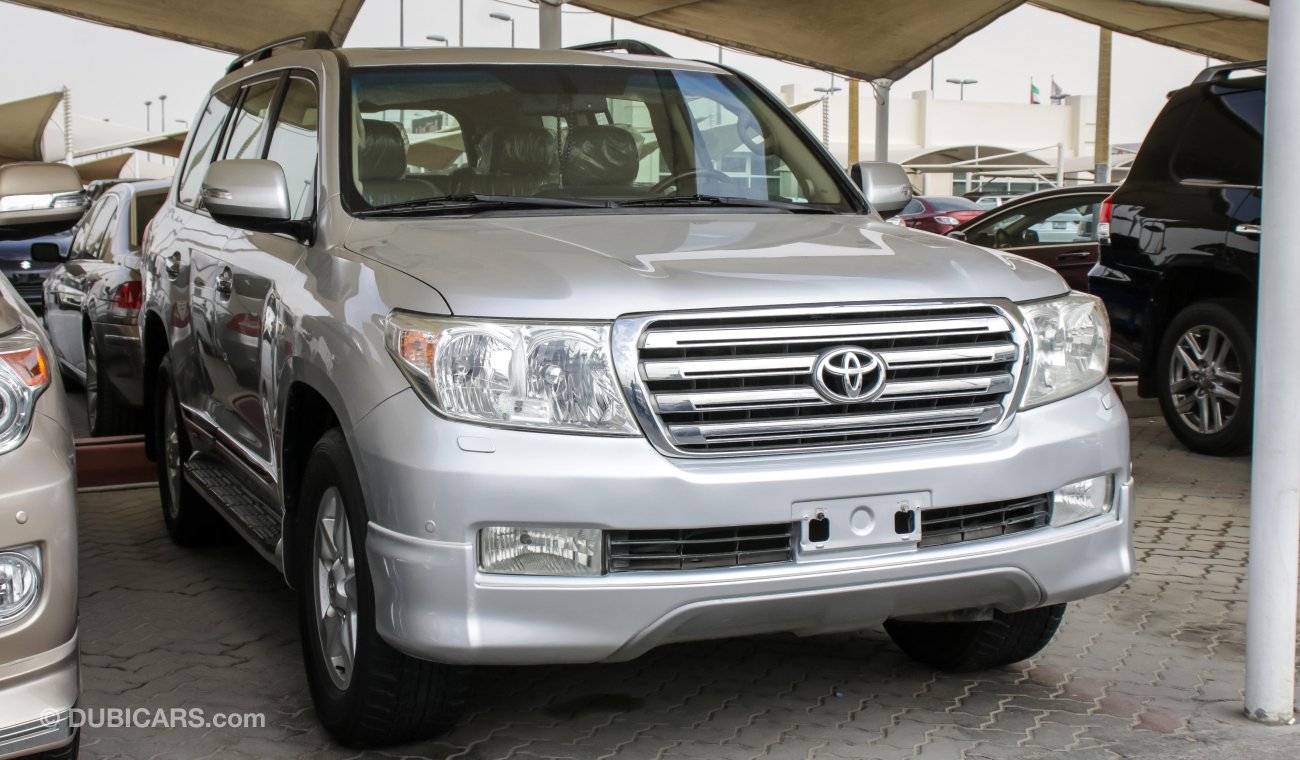 Toyota Land Cruiser VXR V8