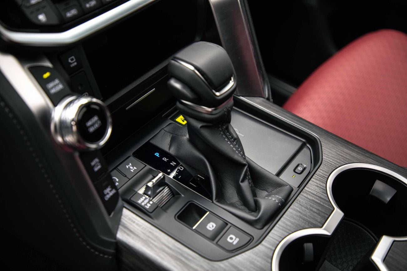 Toyota Land Cruiser VXR 3.5L - Platinum White Pearl Inside Red | Export Only