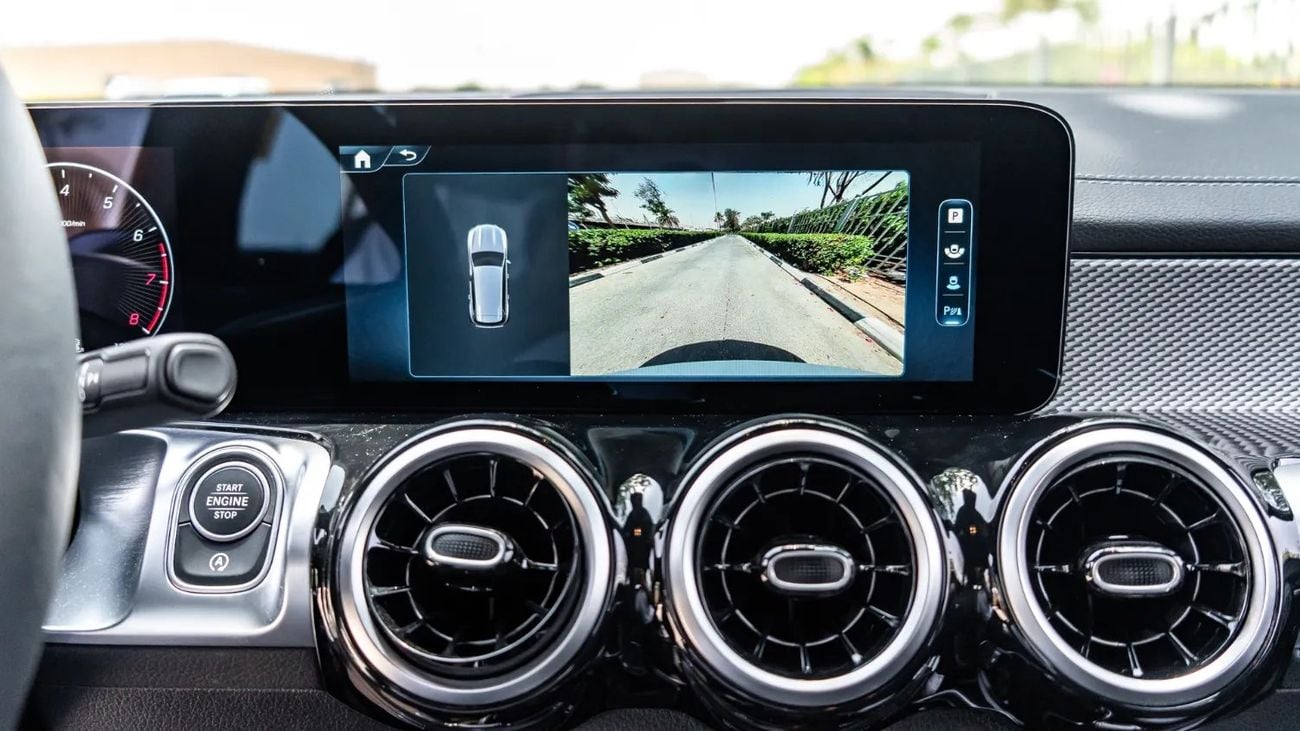 Mercedes-Benz GLB 200 2025 | MERCEDES GLB 200 DYNAMIC EDITION [ EXPORT ONLY ]