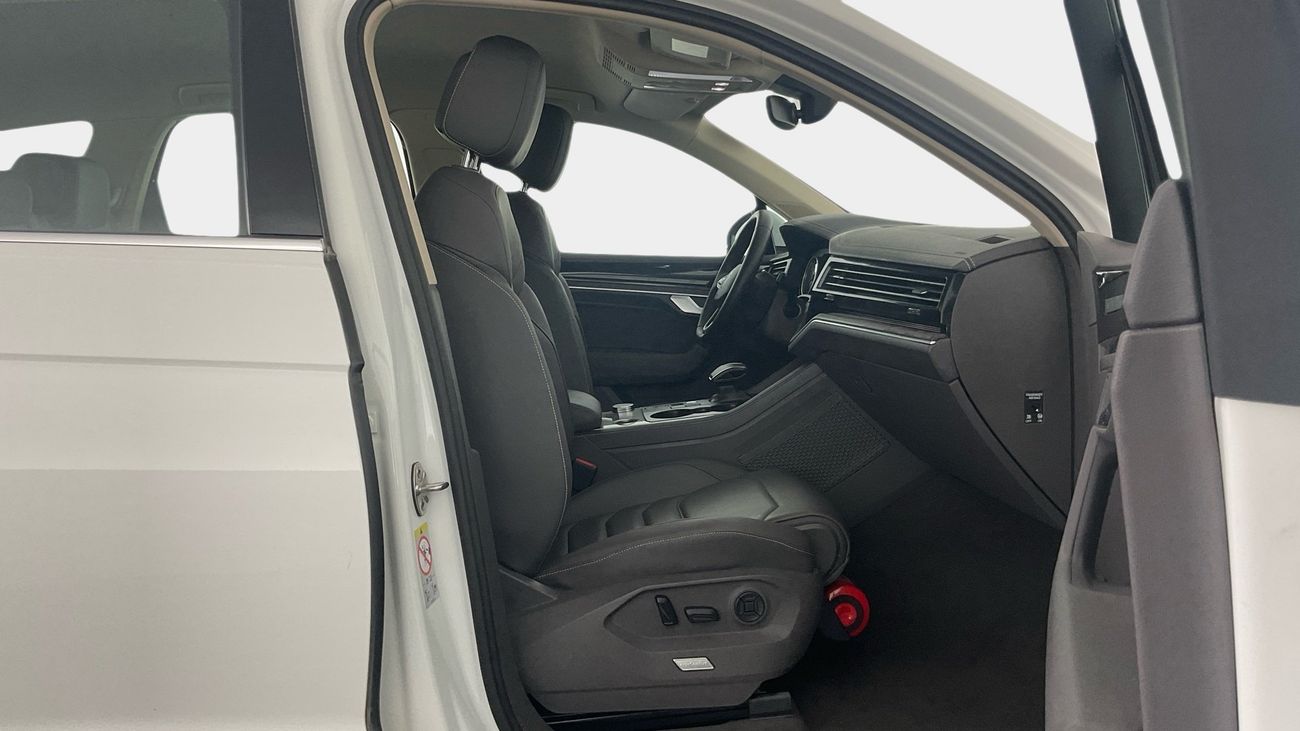 فولكس واجن طوارق Comfortline | upto AED 20,000 Ramadan Discount | شامل الضمان | 0 ﺪﻔﻋﺓ ﺃﻮﻟﻯ