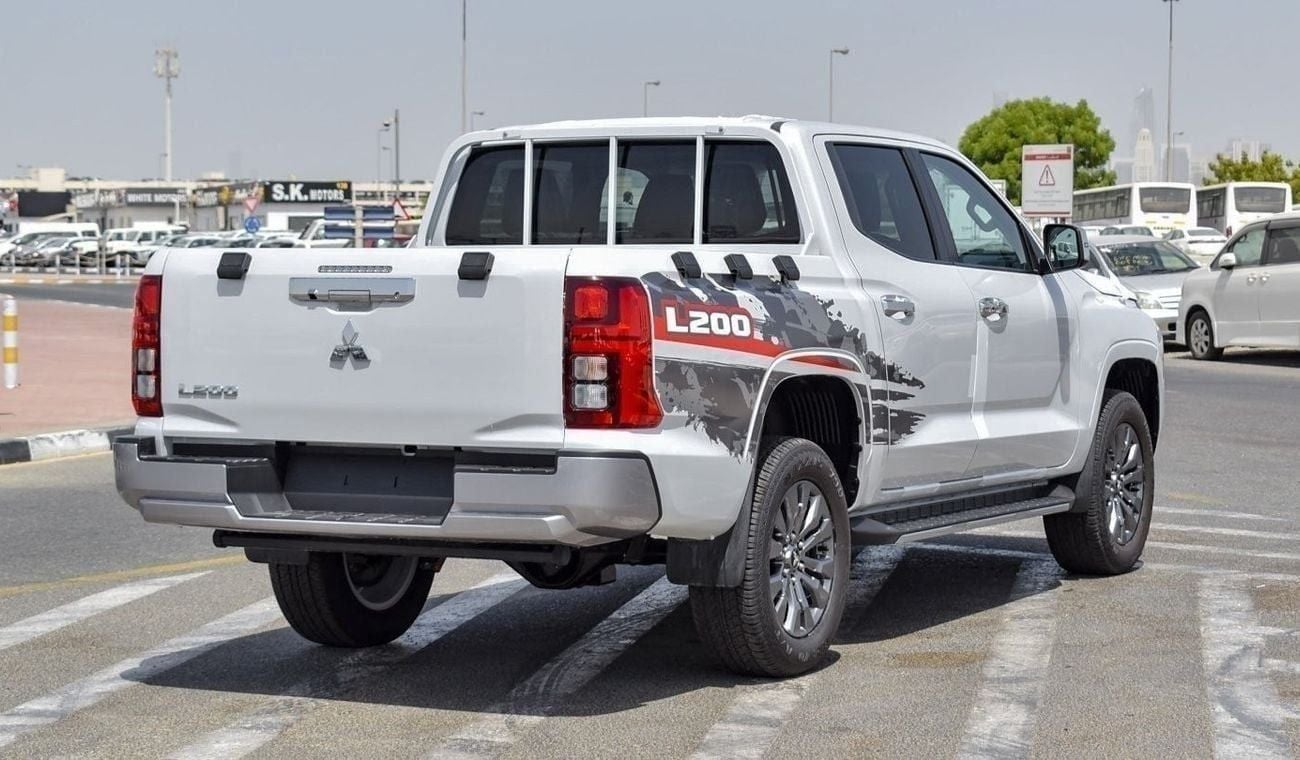 ميتسوبيشي L200 For Export Brand New Mitsubishi L200 Sportero L200-SPORTERO24-M 2.4L Diesel Pick Up |White/ Black |