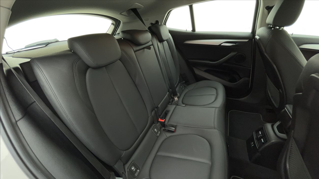 بي أم دبليو X2 SDRIVE 20I 2 | بدون دفعة مقدمة | اختبار القيادة في المنزل