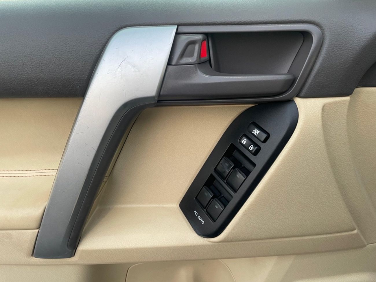 Toyota Prado VXR 4.0L 4WD