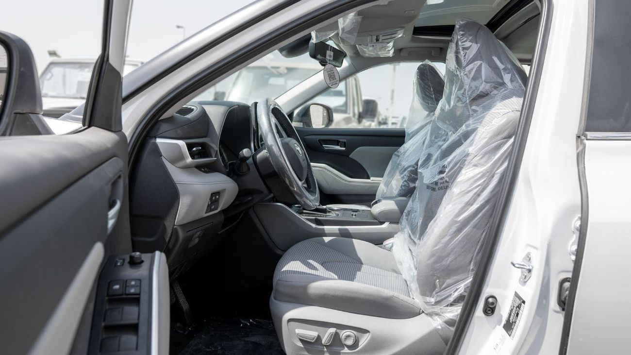 Toyota Highlander 2026 Toyota Highlander GLE 2.5L AT Hybrid (White)