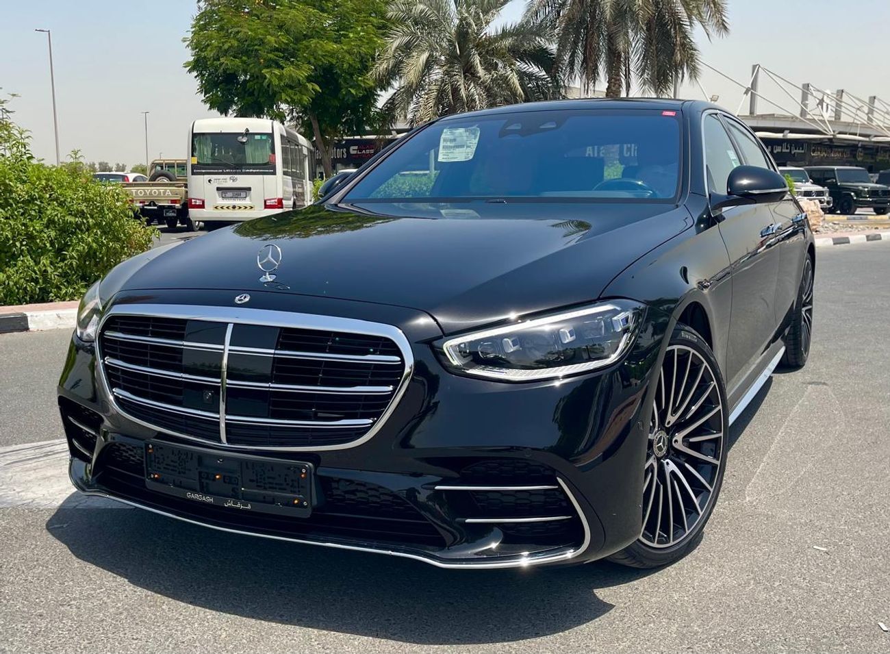 Mercedes-Benz S 580 4MATIC Exclusive 4.0L AMG 5 Years Warranty 2025 GCC
