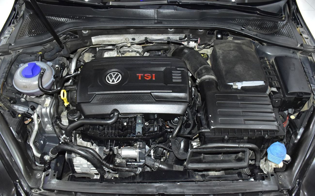 فولكس واجن جولف GTI EXCELLENT DEAL for our Volkswagen GTi ( 2017 Model ) in Grey Color GCC Specs