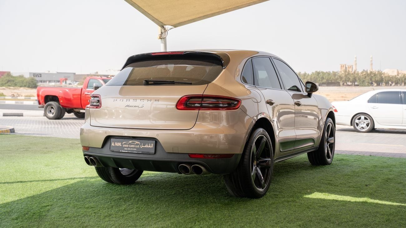 Porsche Macan