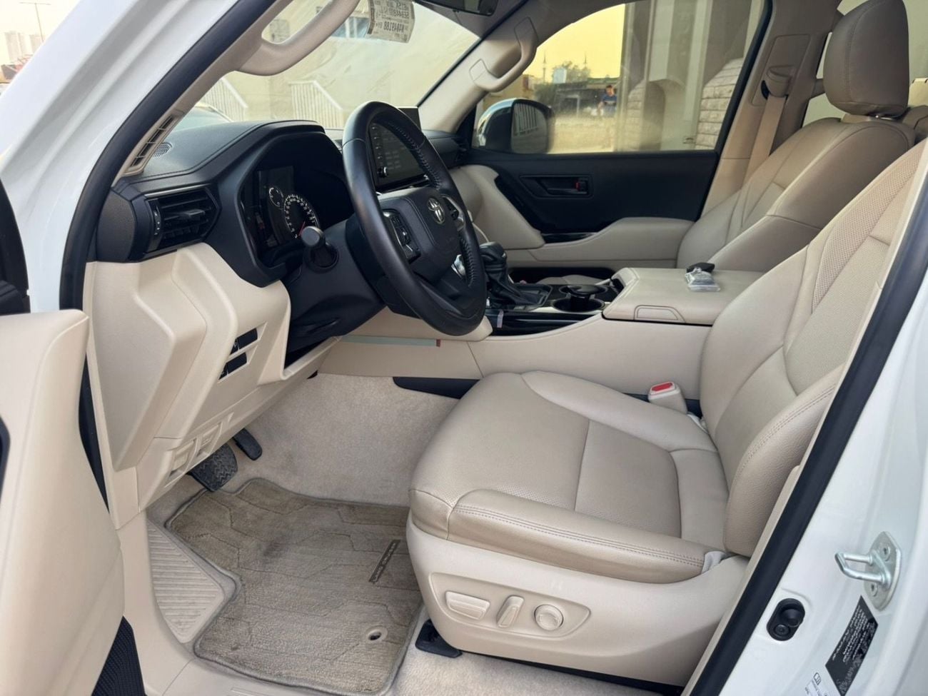 تويوتا لاند كروزر 2022 Model VXR Twin Turbo Full Option Very Clean And Perfect Condition