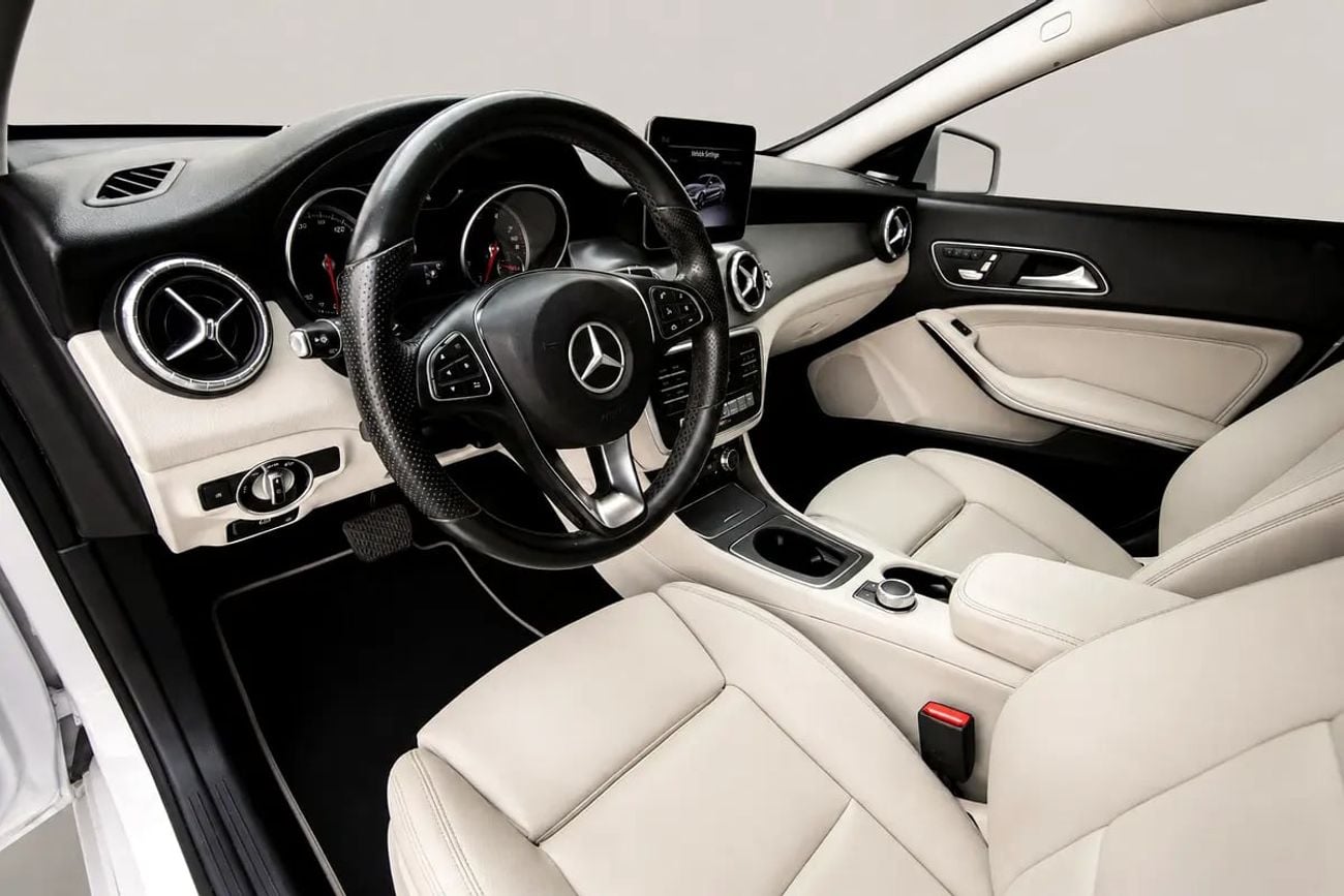 Mercedes Benz CLA250 CLA 250 - Premium Features - US Specs