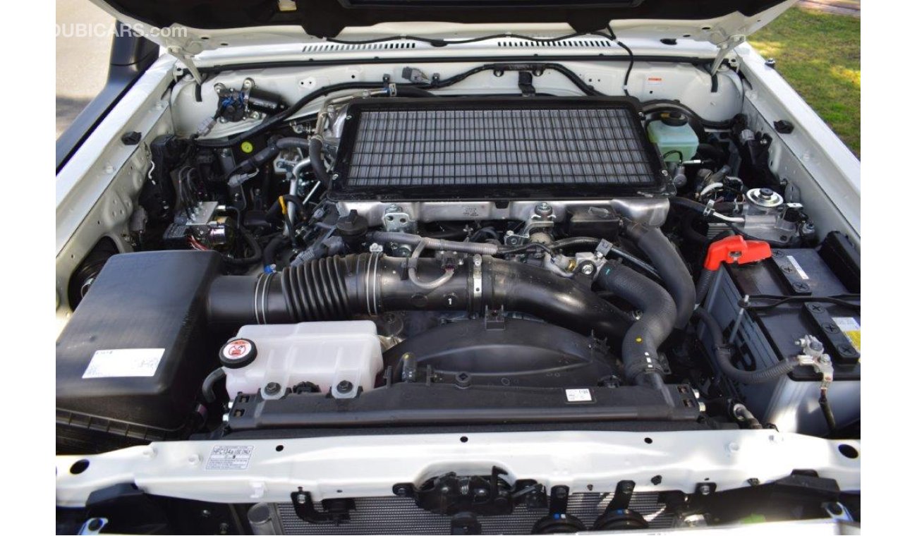 تويوتا لاند كروزر هارد توب LX  V8 4.5 TURBO DIESEL 4WD M T