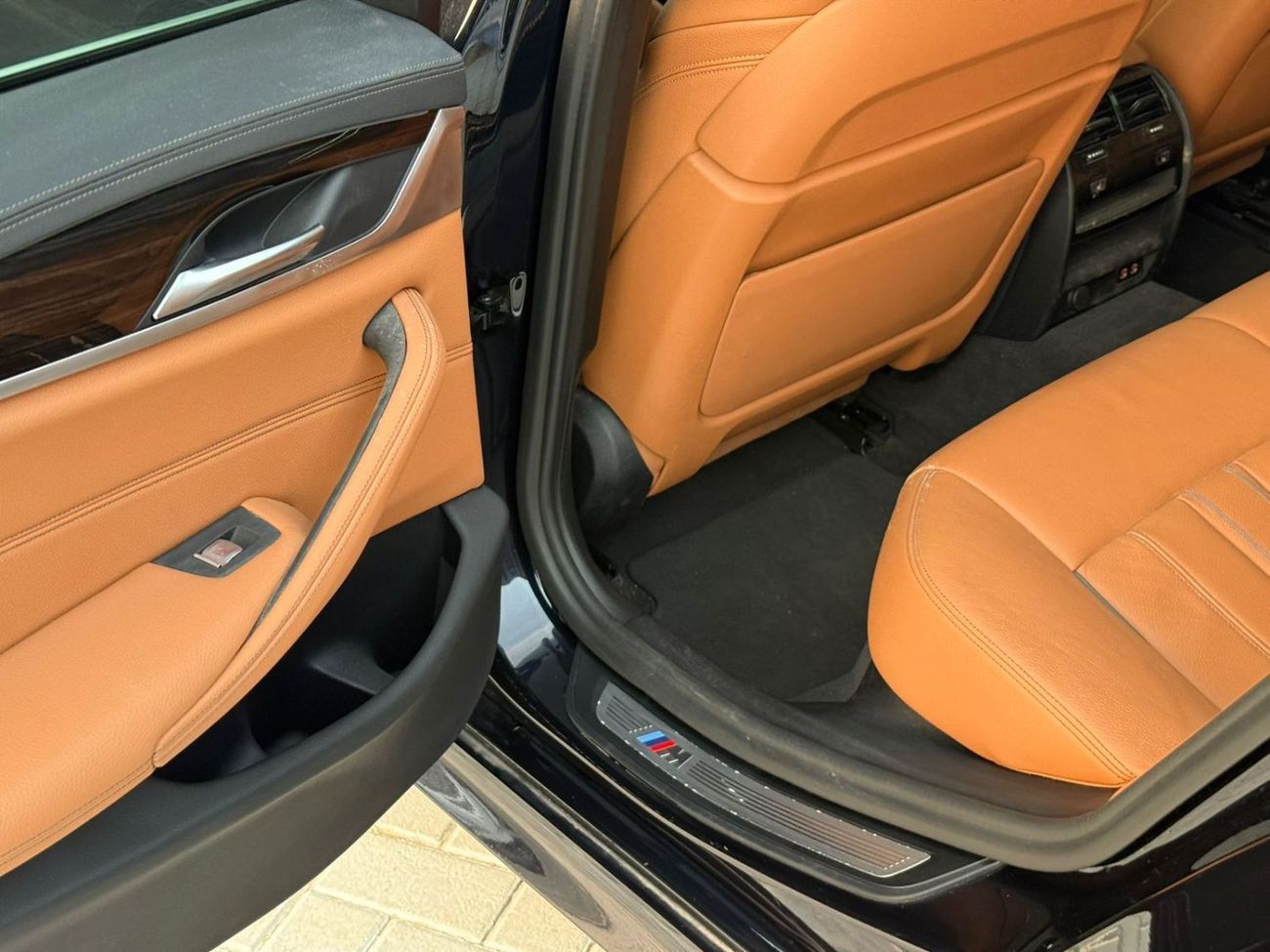BMW 520i M SPORT Joy Edition 2.0L