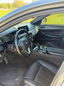 بي أم دبليو 530i LUXURY