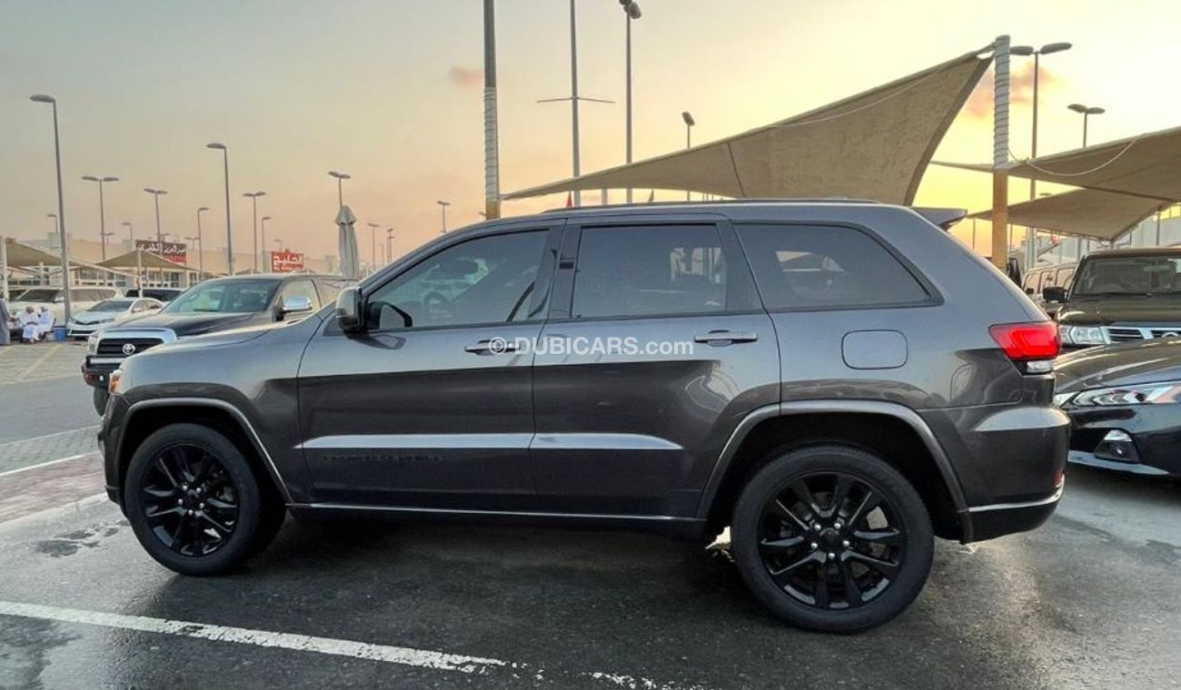 Jeep Grand Cherokee full option
