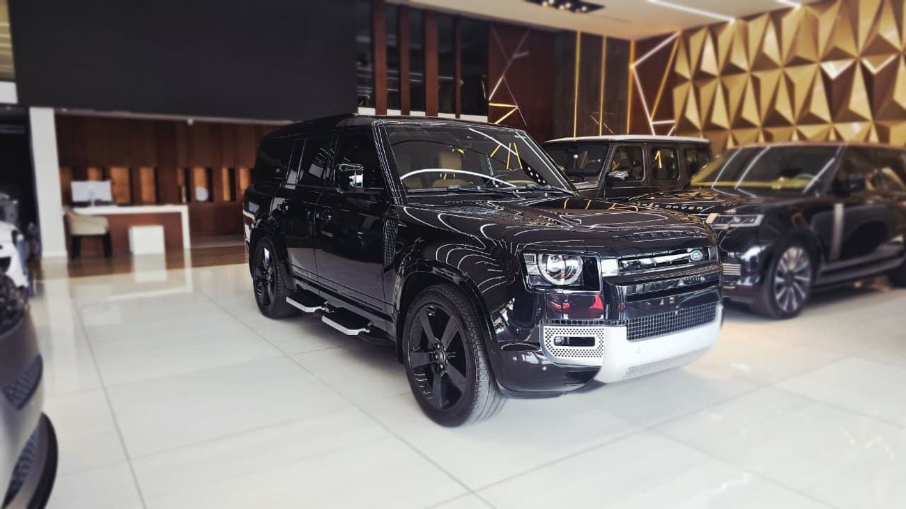 لاند روفر ديفندر 130 HSE P400