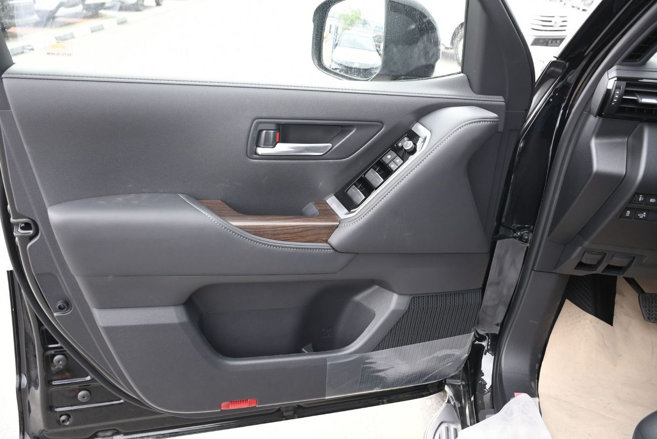 Toyota Land Cruiser 4.0L GXR With Rader ! Remote Strat Engine  (Ready Stock)