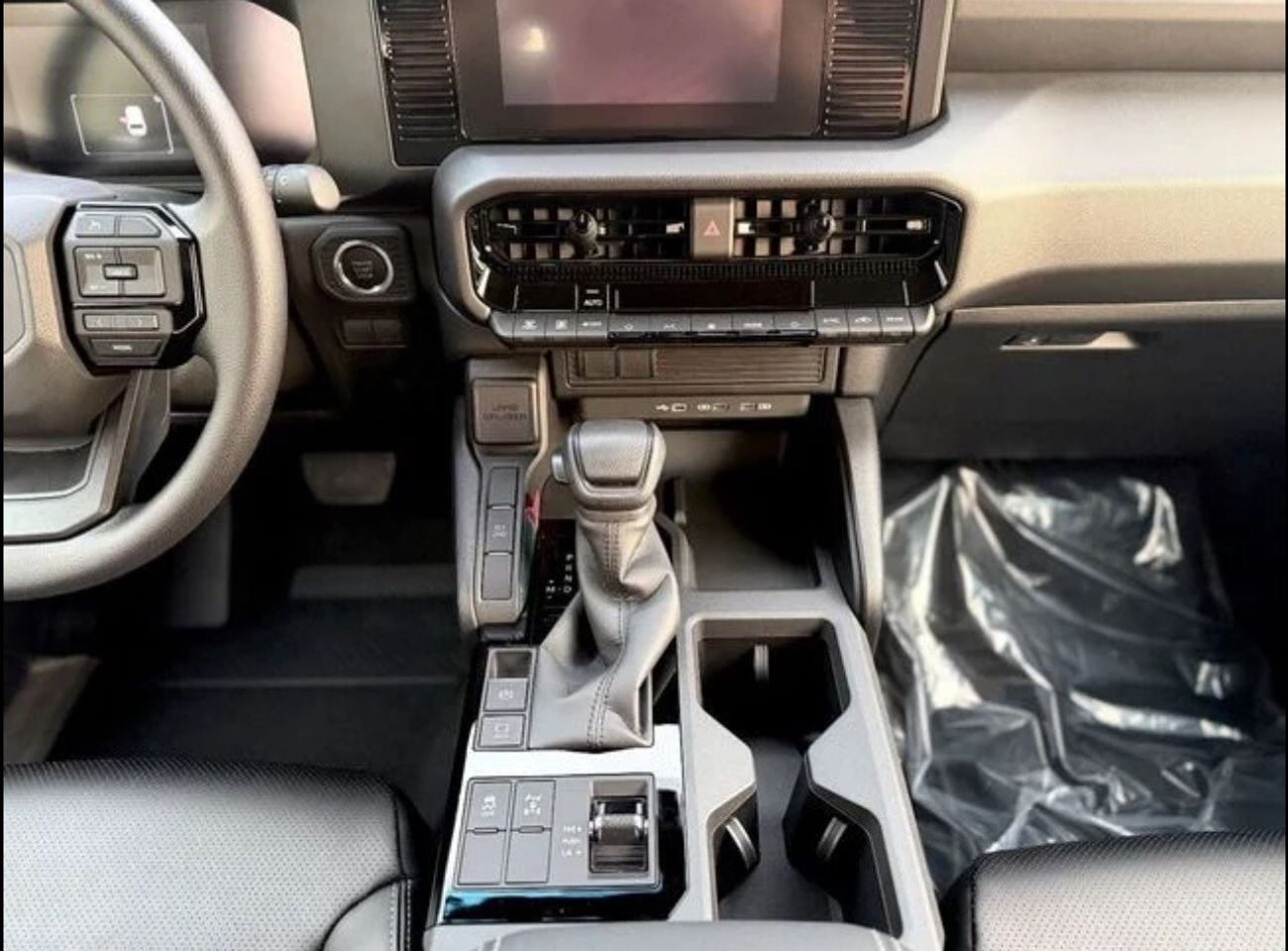 تويوتا برادو Toyota Prado 2025 production year, 2,4 petrol. 281 h/p . Leather seats , display