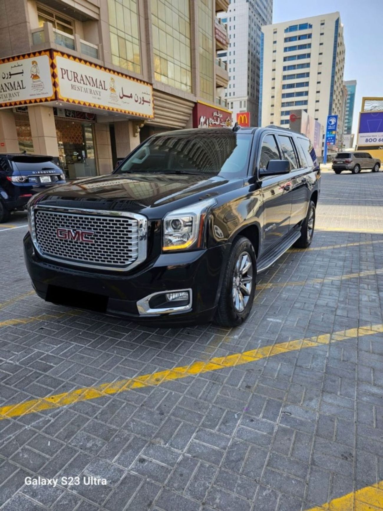 GMC Yukon XL SLT 5.3L 4WD (8 Seater)