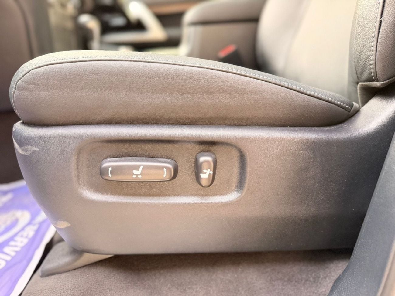 Toyota Land Cruiser GXR1 4.5L