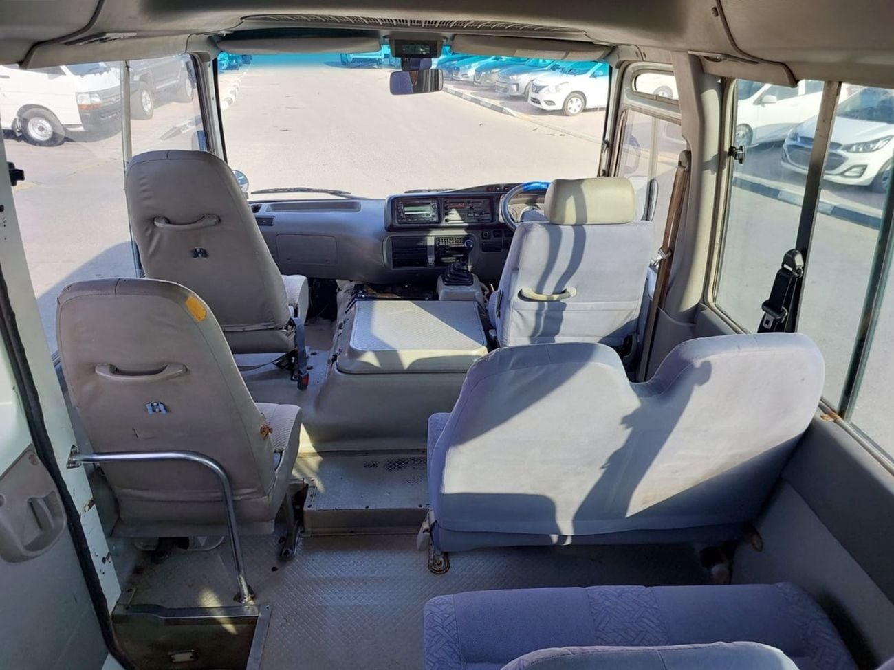 تويوتا كوستر TOYOTA COASTER BUS RHD 2010 MODEL 4.0 L DIESEL MANUAL(PM00184)