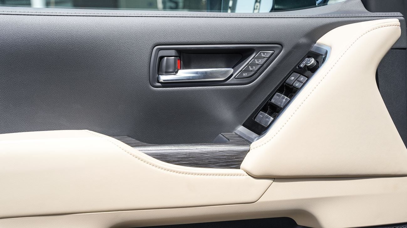 Toyota Land Cruiser VXR