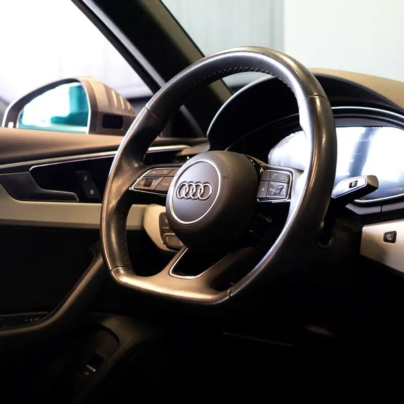 أودي A4 35 TFSI S-LINE 1,819 pm • 0% Downpayment • 35TFSI S-Line • Agency Warranty