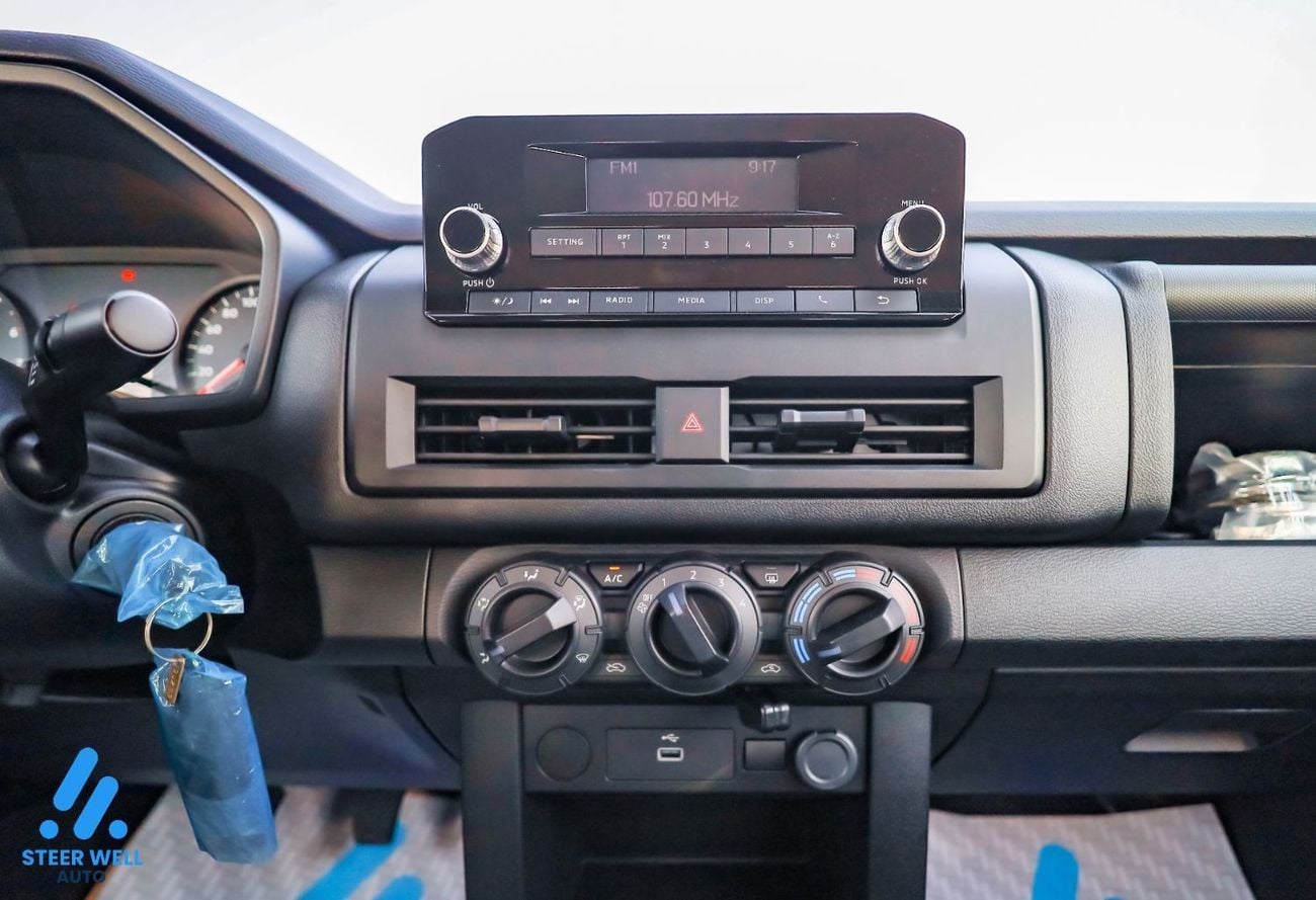 ميتسوبيشي L200 GL 2.4L Petrol Double Cabin 4x4 - 5 Speed MT - Export