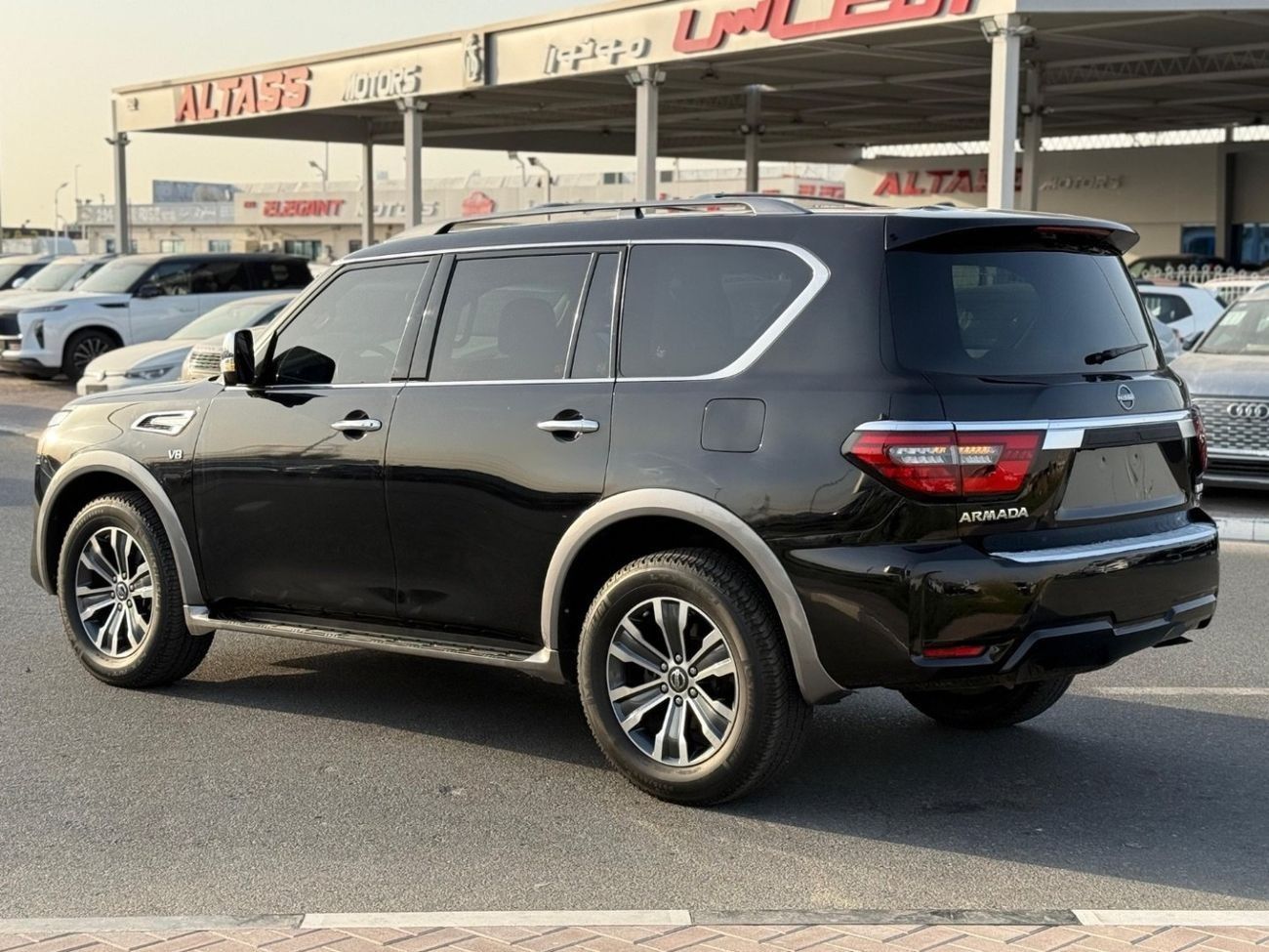 Nissan Armada SL 4WD