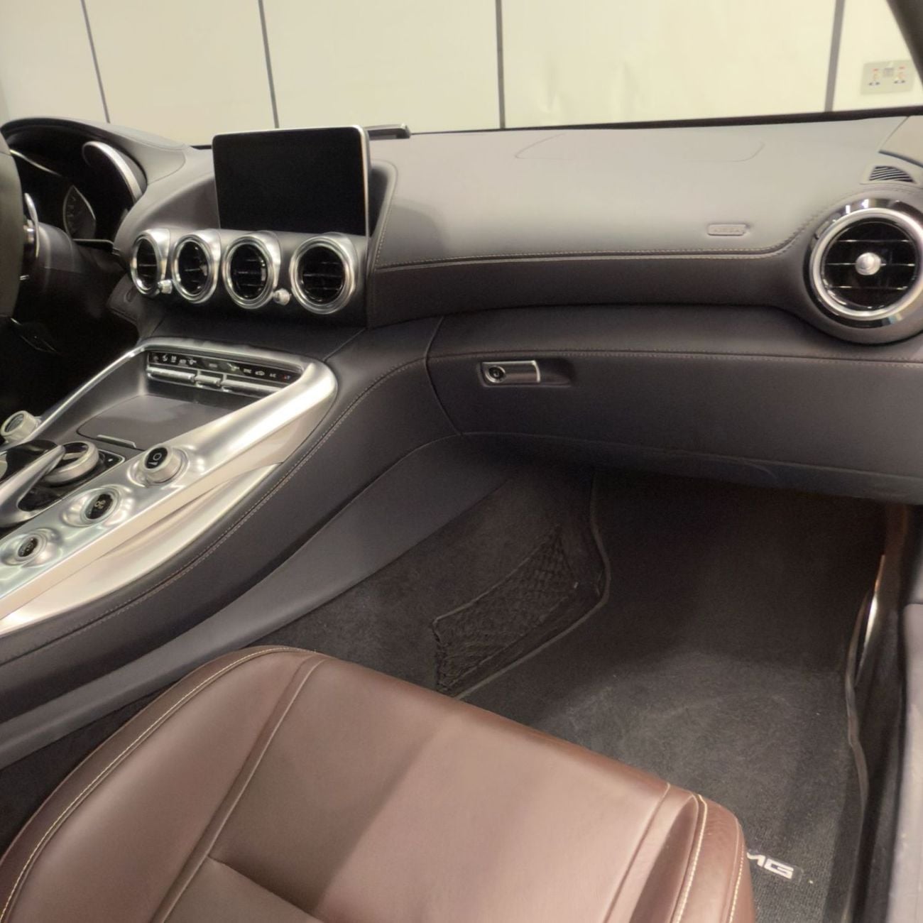 Mercedes-Benz AMG GT S Japan Specs | No Accidents | Low Mileage
