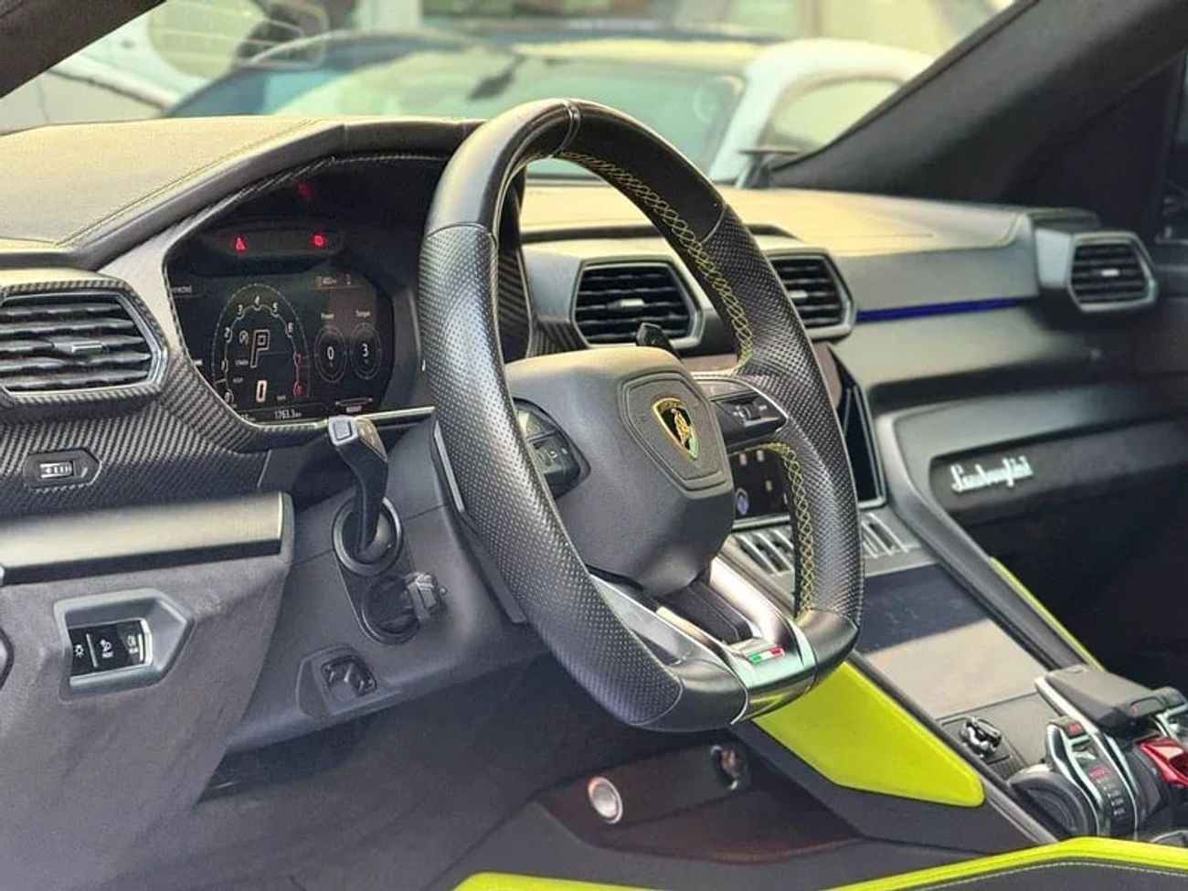 Lamborghini Urus STD 4.0T V8