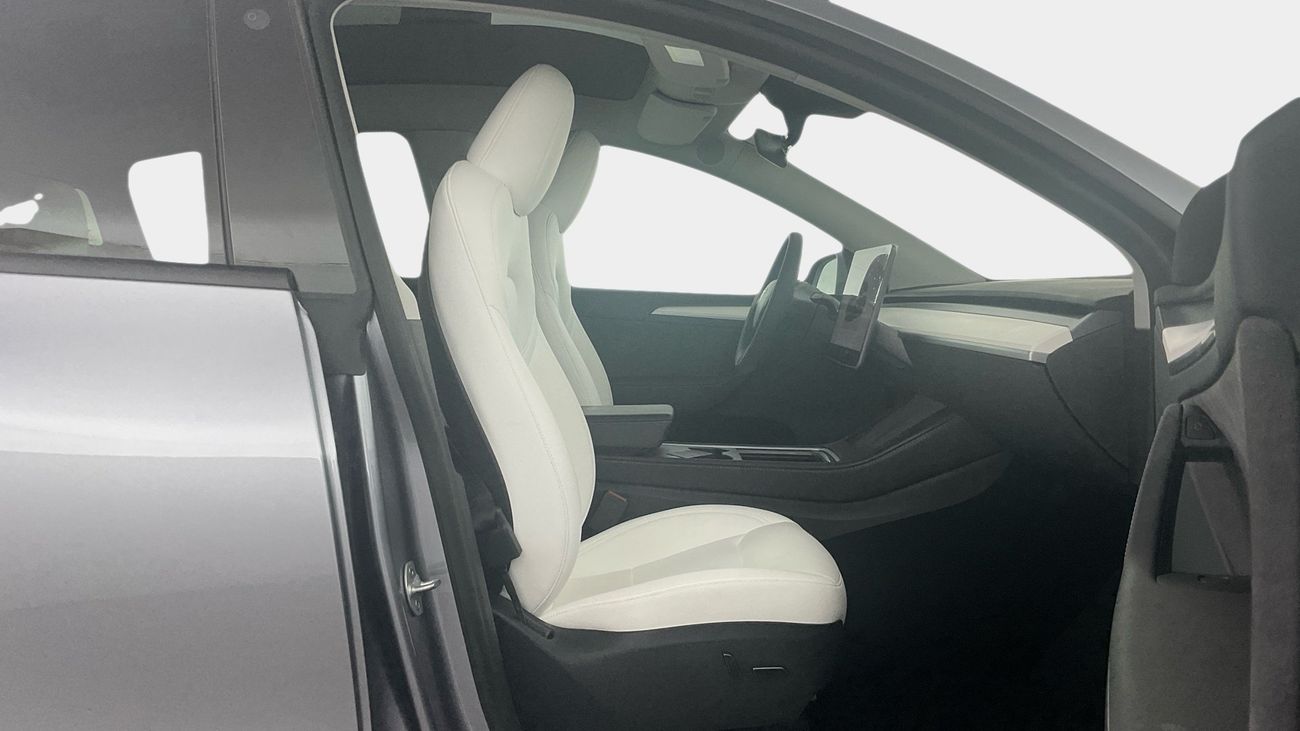 Tesla Model Y Performance (Dual Motor) | upto AED 20,000 Ramadan Discount | Guaranteed Warranty | 0 Down Payment