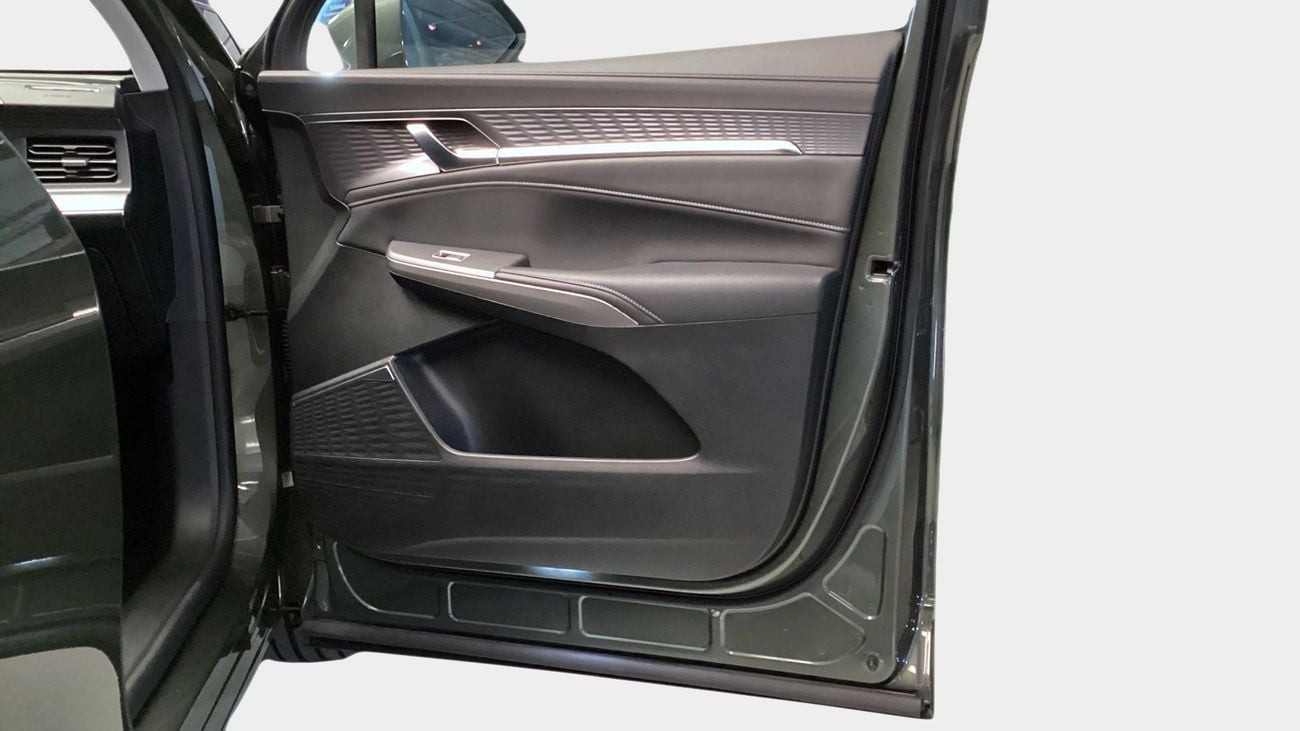 أم جي RX9 Luxury | upto AED 20,000 Ramadan Discount | شامل الضمان | 0 ﺪﻔﻋﺓ ﺃﻮﻟﻯ