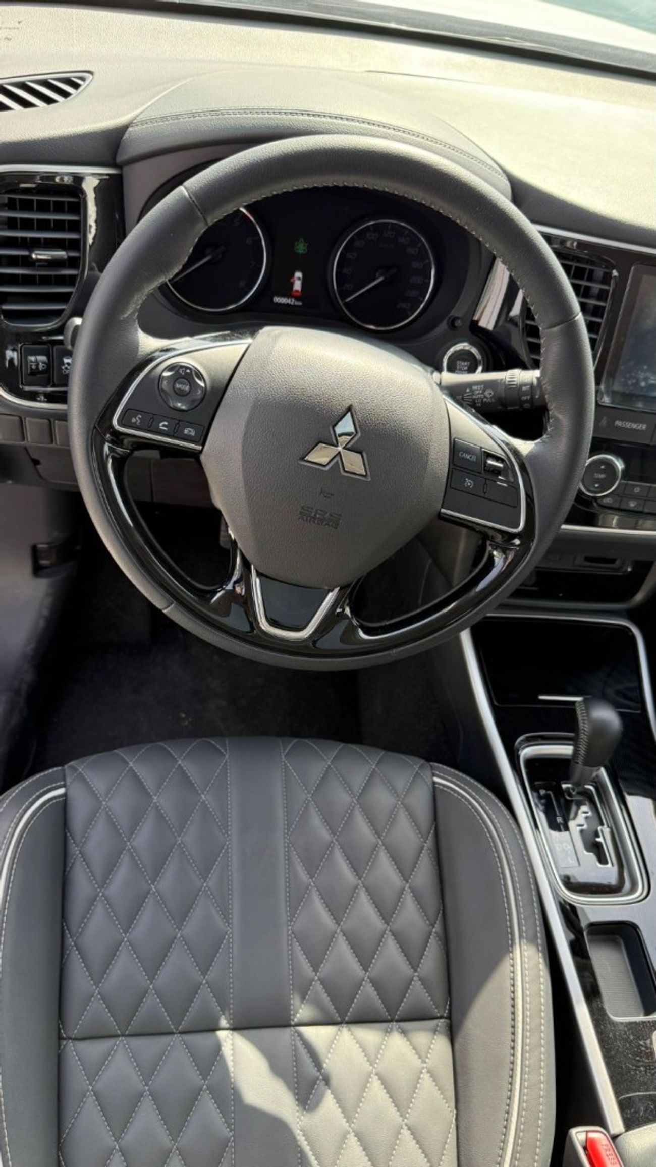 ميتسوبيشي آوتلاندر 2.0