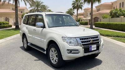 ميتسوبيشي باجيرو GLS هايلاين كارس24 هي سوق ضخم للسيارات المستعملة موثوق ومضمون ٪كارس24 هي سوق ضخم للسيارات المستعملة موثوق ومضمون