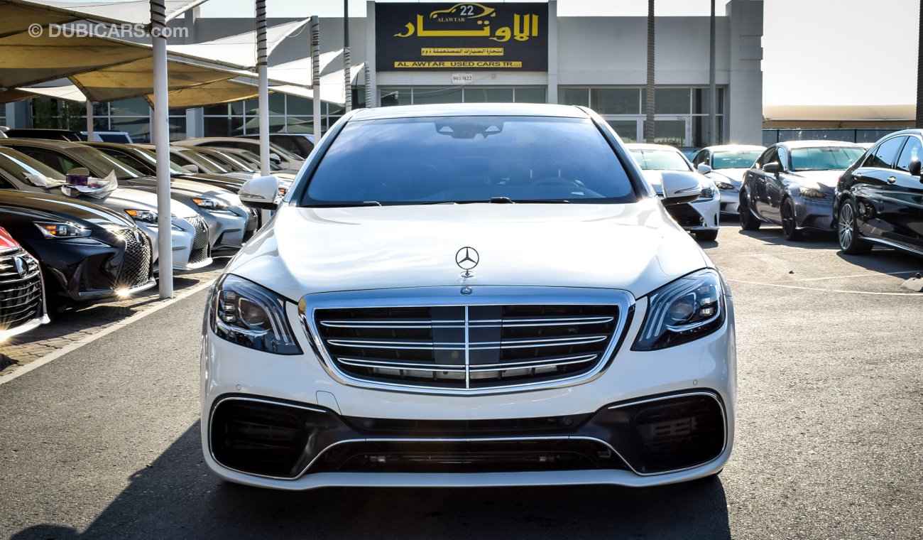 Mercedes-Benz S 550 One year free comprehensive warranty in all brands.