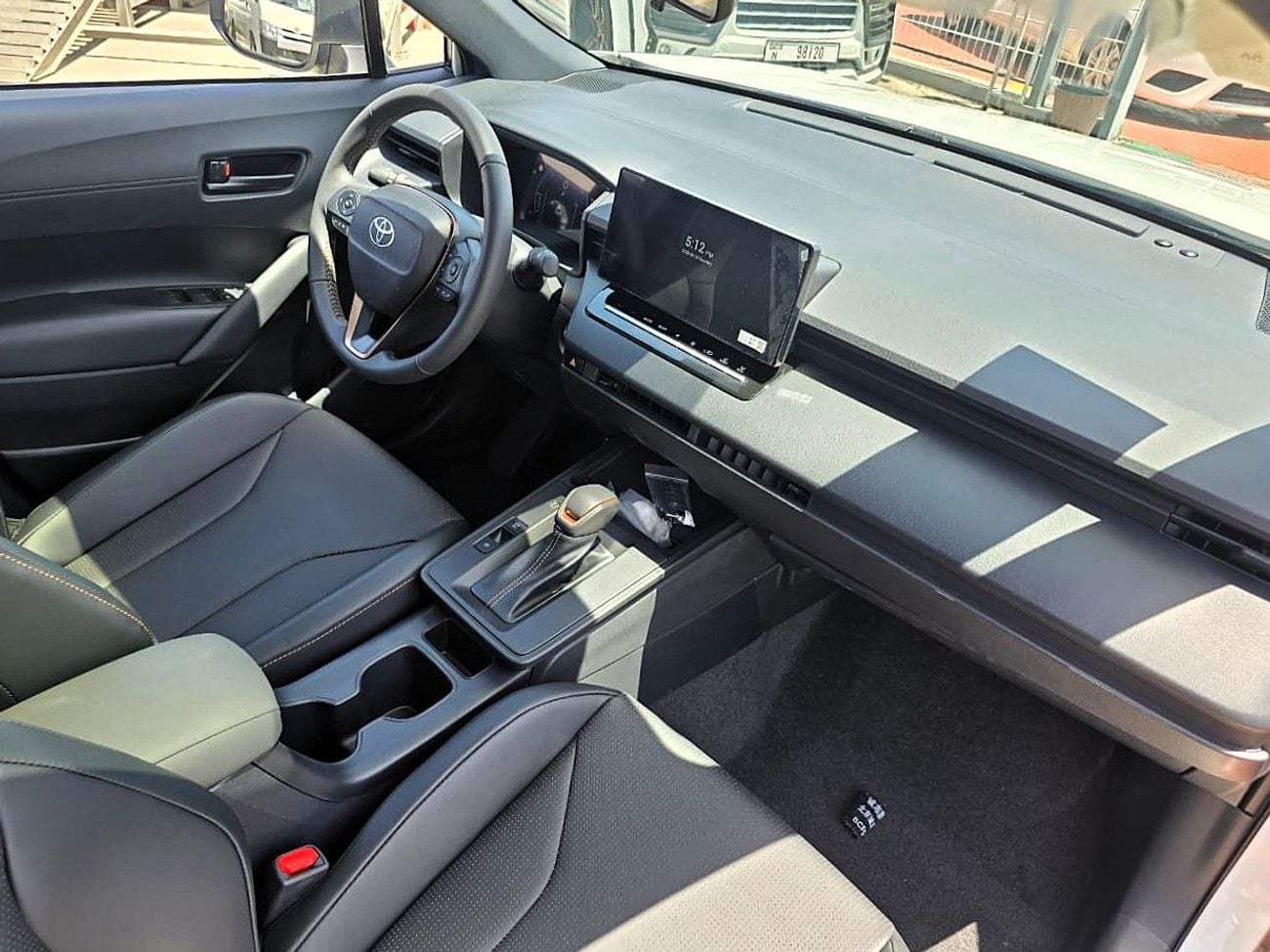 Toyota Corolla Cross Toyota corolla cross HEV 2.0L A/T SUV FWD White Color 2026 Model