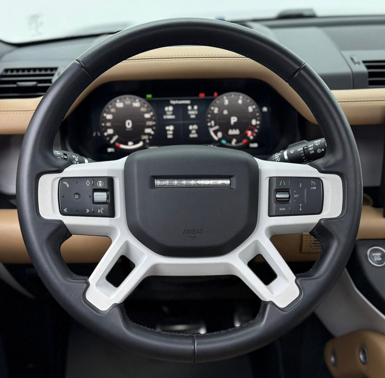 Land Rover Defender 2025 Land Rover Defender 110 X-Dynamic HSE, 2029 LR Warranty + Service History, Low Km, GCC