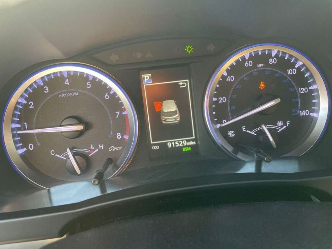 Toyota Highlander 2018 Toyota Highlander XLE 3.5L V6 Full Option Sunroof 7 Leather Seats - Radar & BSM Auto Trunk -