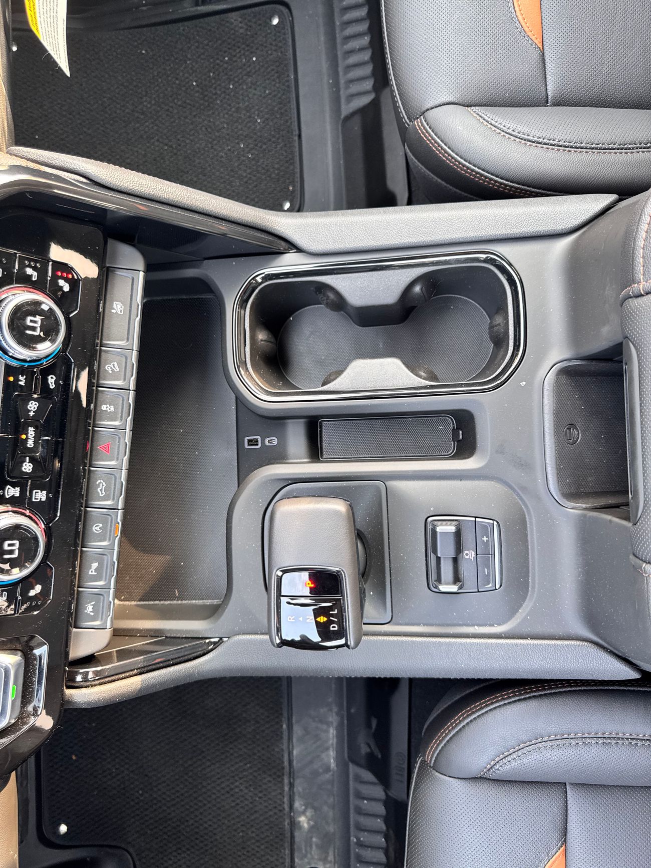 GMC Sierra AT4 Duramax Turbo Diesel НА ЭКСПОРТ НОВОЕ АВТО, БЕЗ ПРОБЕГА