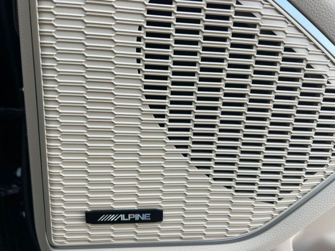 جيب جراند شيروكي LIMITED Jeep Cherokee 2024