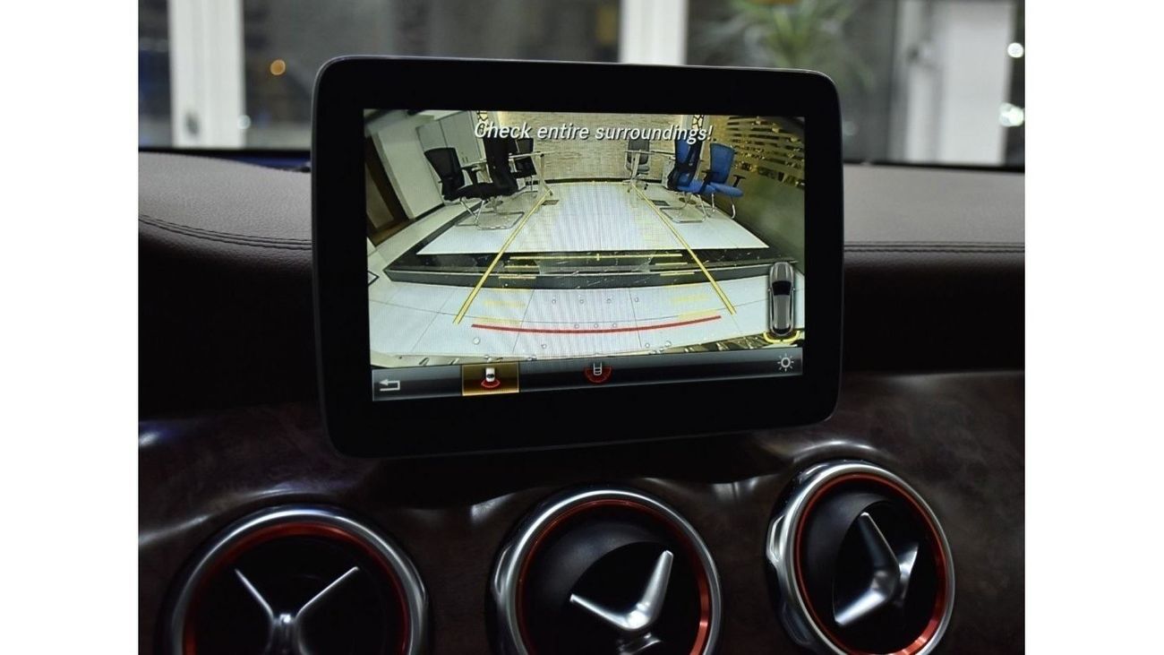 مرسيدس بنز GLA 250 EXCELLENT DEAL for our Mercedes GLA 250 ( 2018 Model ) in White Color GCC Specs