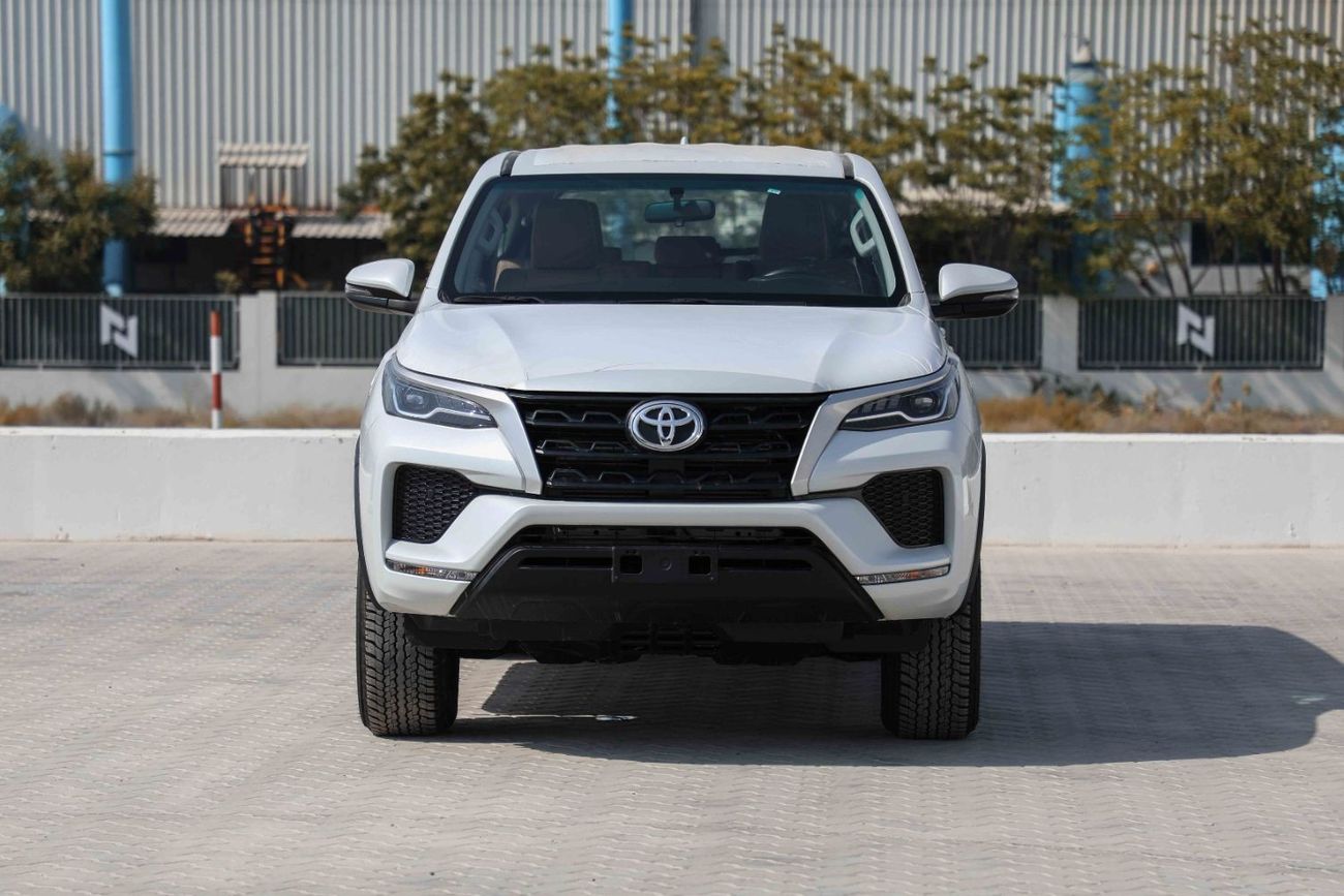 Toyota Fortuner 2023 Toyota Fortuner 4X4 2.4 Low - Platinum White Pearl inside Chamois | Export Only