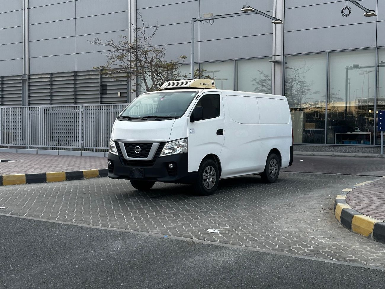 Nissan Urvan Panel Van Std GCC VAN CHILLER